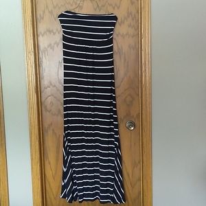 Old navy strapless maternity maxi